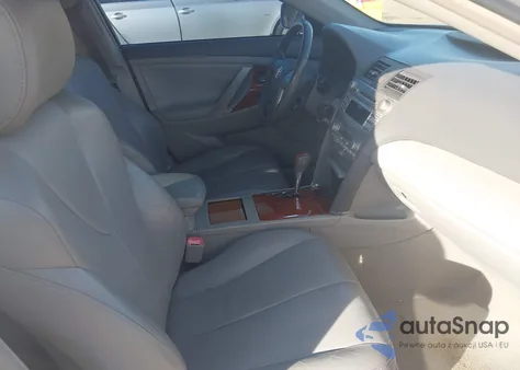 2011 Toyota Camry Le z USA, uszkodzony, nr VIN 4T1BF3EK9BU59783